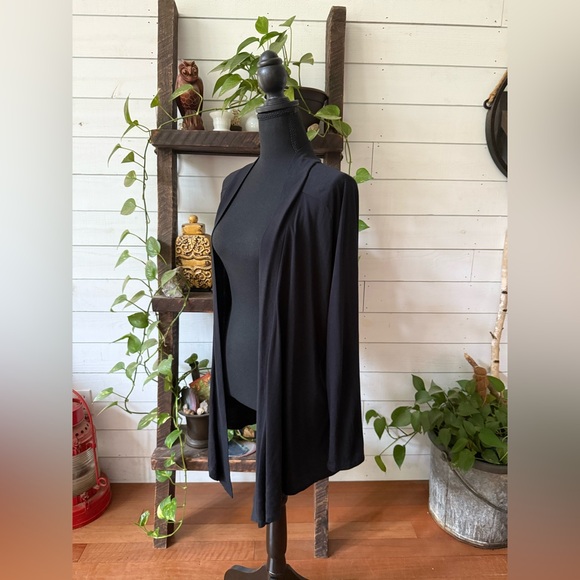 Alfani: Elegant Black Draped Open Front Cardigan - Picture 11 of 17